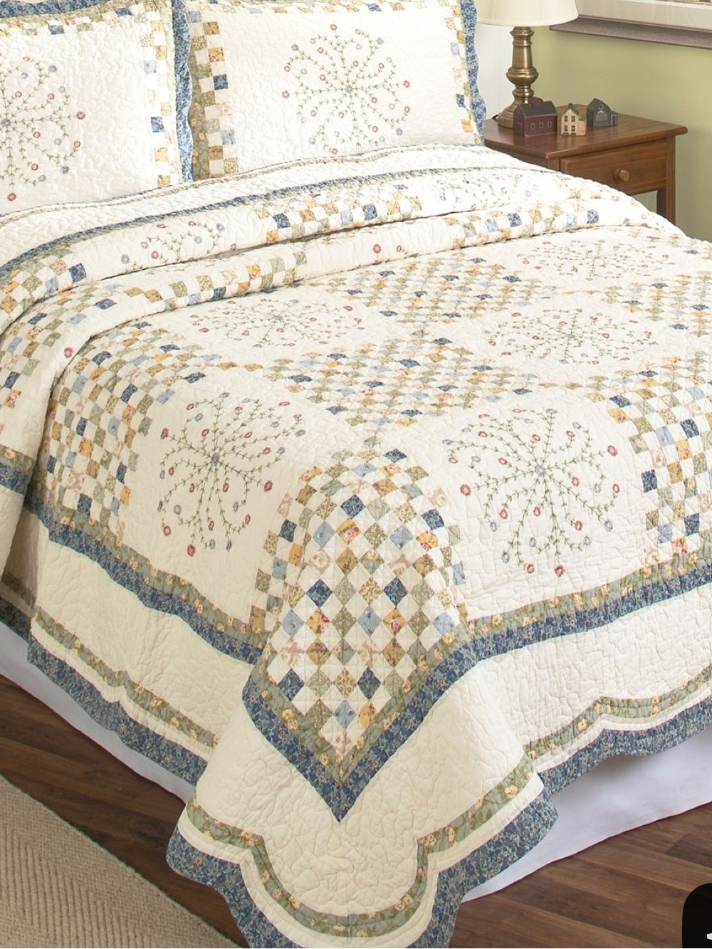 Cream and Blue Patchwork Quilted Bedspread - Classic Floral Motif